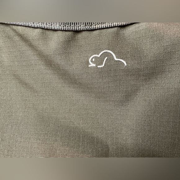 Cute Olive Green/Cream Reversible Roots Bag - Picture 5 of 10